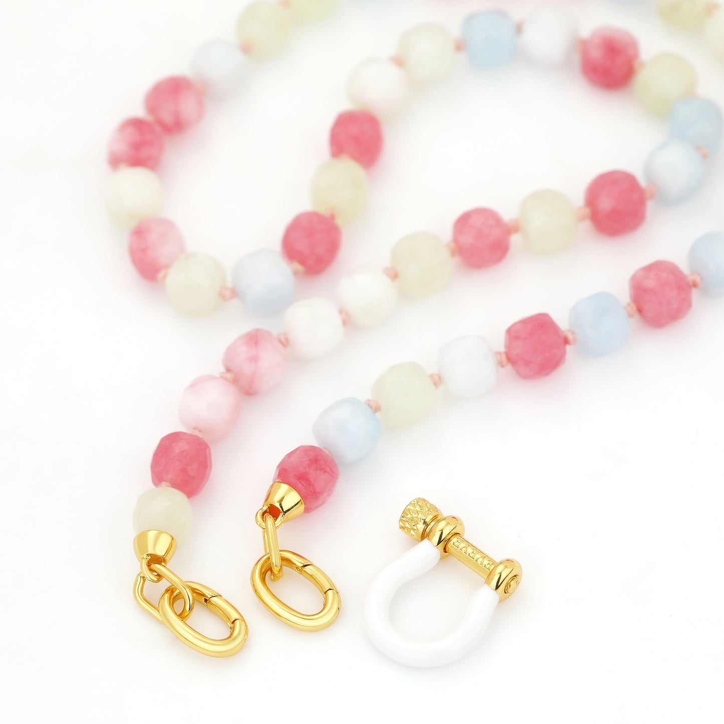 SEMI PRECIOUS BEADED NECKLACE WITH HORSE SHOE LOCK